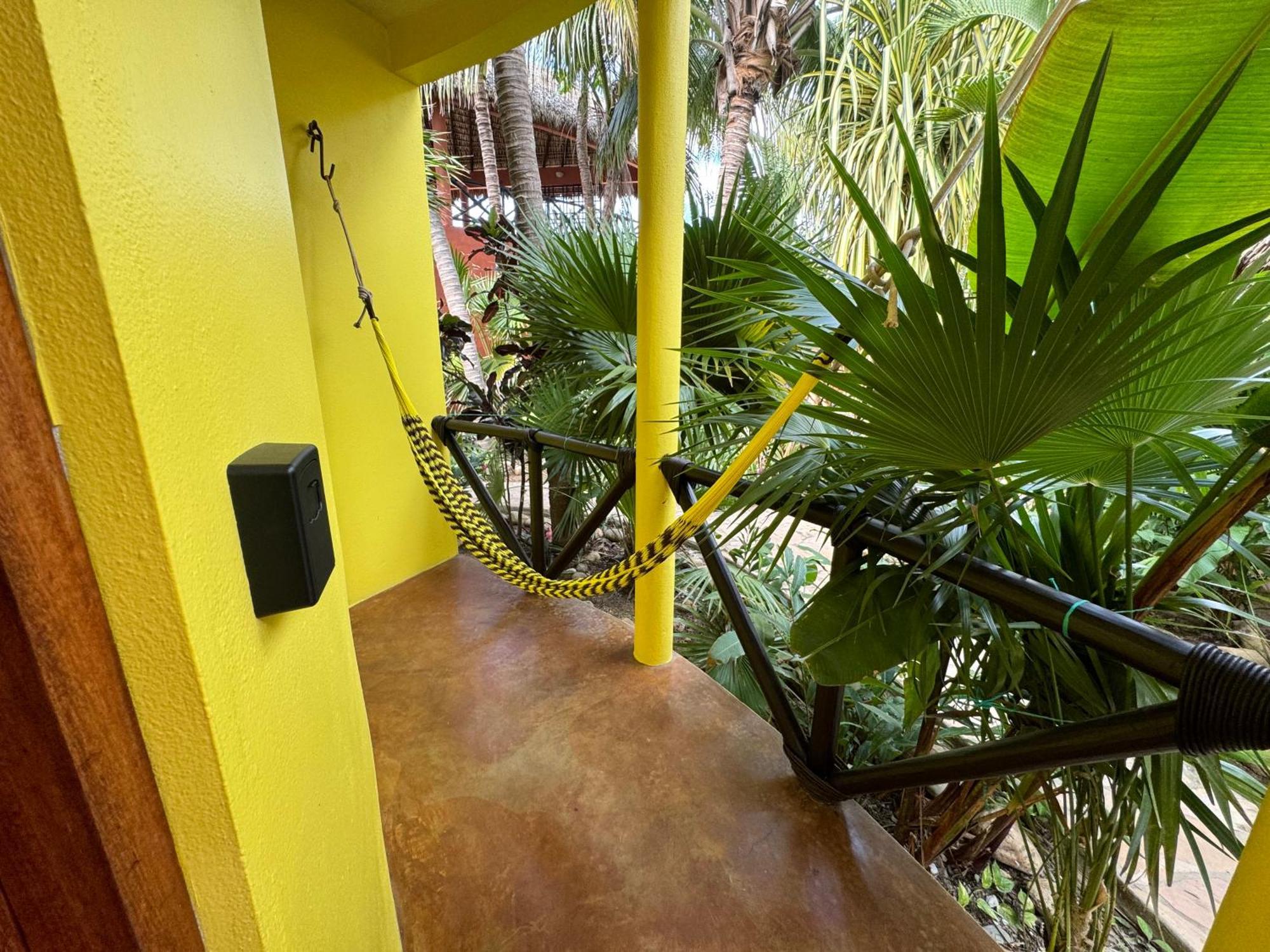 One Love Hostal Puerto Escondido Exterior foto